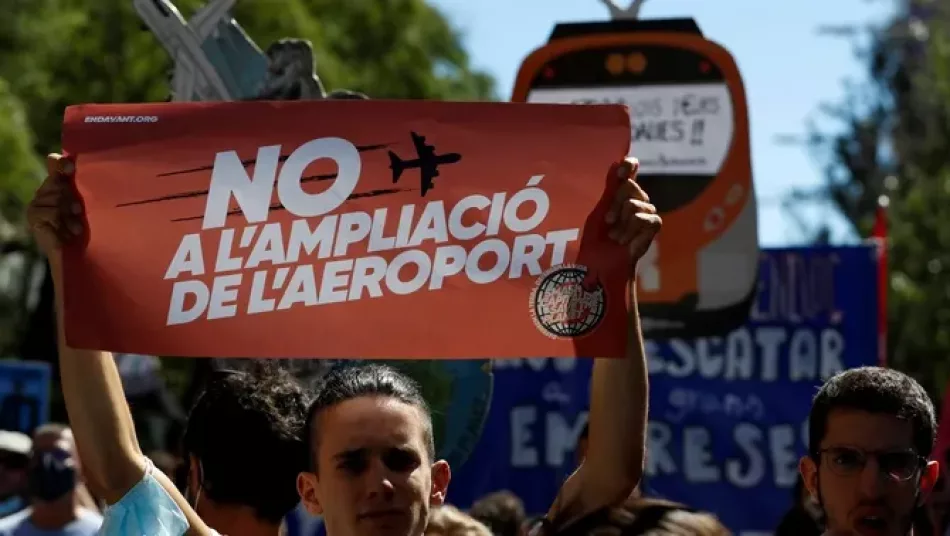 Ada Colau: «Som la garantia de dir no a l’ampliació de l’aeroport i sí a més Rodalies i transport públic»
