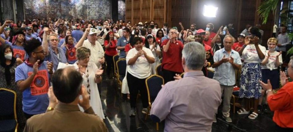 «Hemos venido al encuentro con la verdad del pueblo cubano, en medio de los difíciles momentos económicos que atraviesa»: 300 militantes de EEUU se reúnen con Díaz-Canel