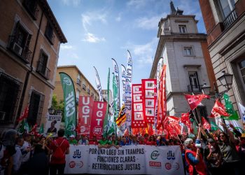 Más de 15.000 manifestantes de Justicia de toda España recorren las calles de Madrid