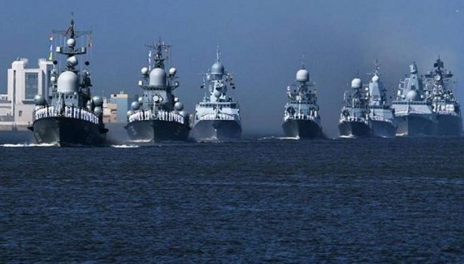 Buques de la Armada rusa entrenan en región del Pacífico