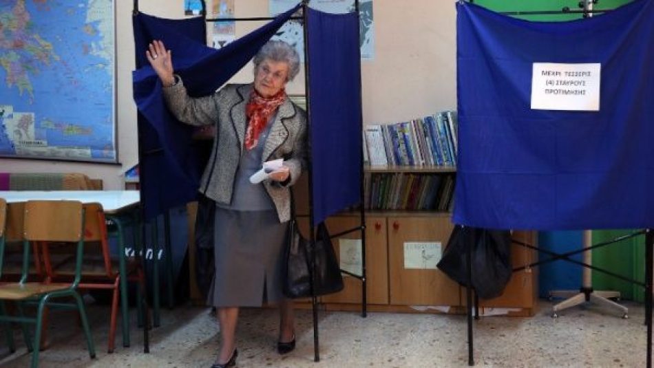 Grecia acude a las urnas para renovar su Parlamento