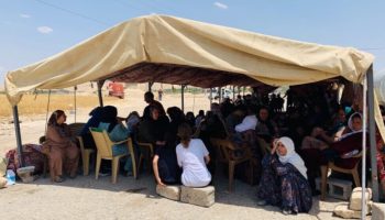 La resistencia del pueblo de Makhmur contra el asedio iraquí continúa hace 16 días