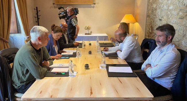 BNG e PSOE acordan apoiar as investiduras para configurar gobernos municipais alternativos ao PP