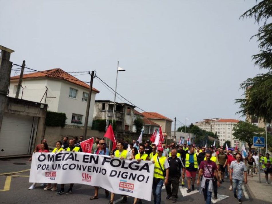 Cuarta xornada de folga no metal pontevedrés con seguimento practicamente total e protestas masivas