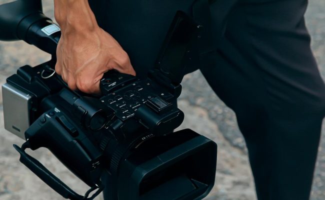 La patronal del audiovisual deja morir el III Convenio de Técnicos tras más de 7 años de negociación