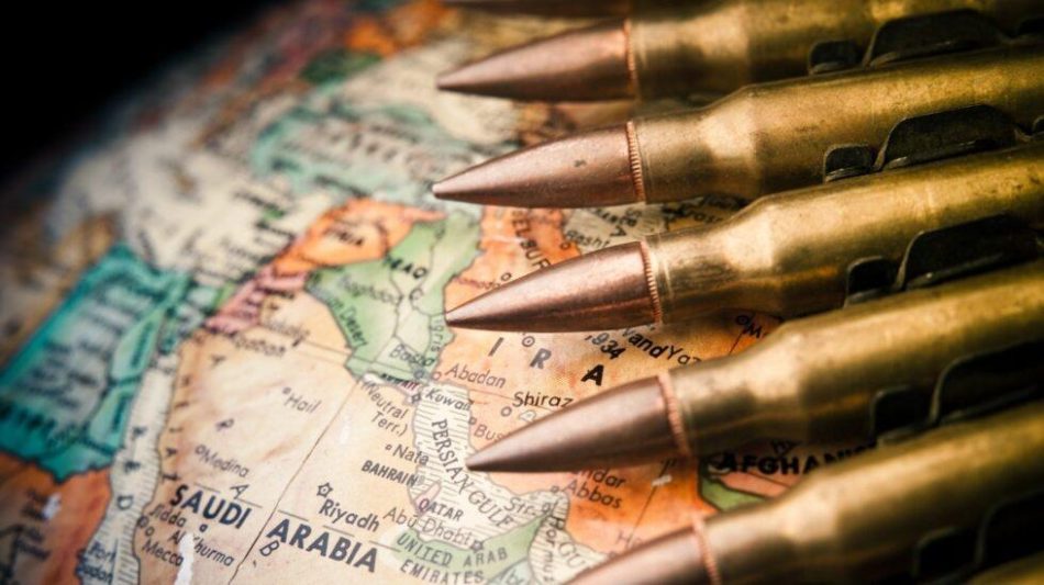 Italia aprueba reanudar la venta de armas a Arabia Saudita