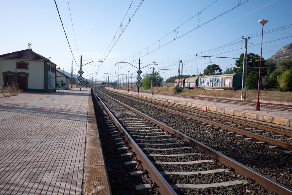 CGT denuncia que la nueva línea de ferrocarril Xátiva-La Encina (València) provocará colapsos de trenes que afectarán al funcionamiento del servicio