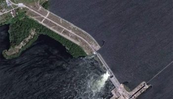Rusia investiga versiones de lo ocurrido en represa Kajovka