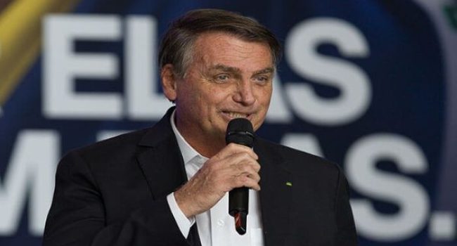 Tribunal de Brasil fija juicio de inhabilitación a Bolsonaro