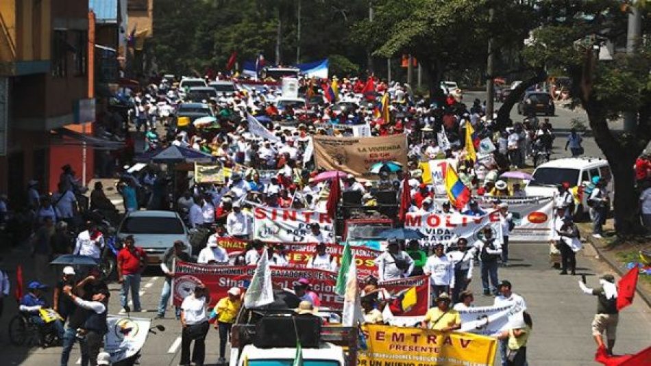 Colombianos marcharán en apoyo al presidente y reformas sociales