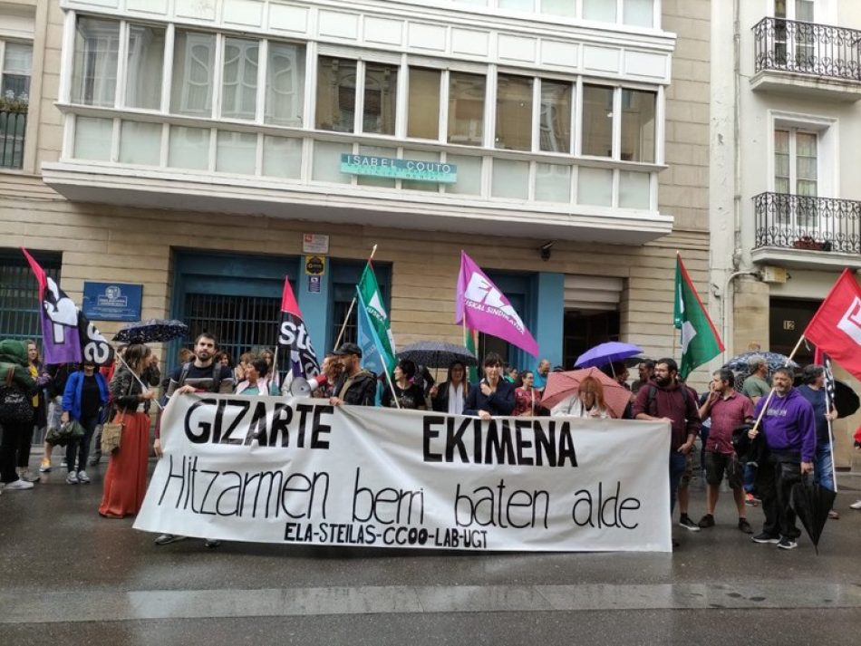 ELA, STEILAS, CCOO, LAB y UGT anuncian que el próximo curso reforzarán las huelgas si siguen sin noticias de las patronales