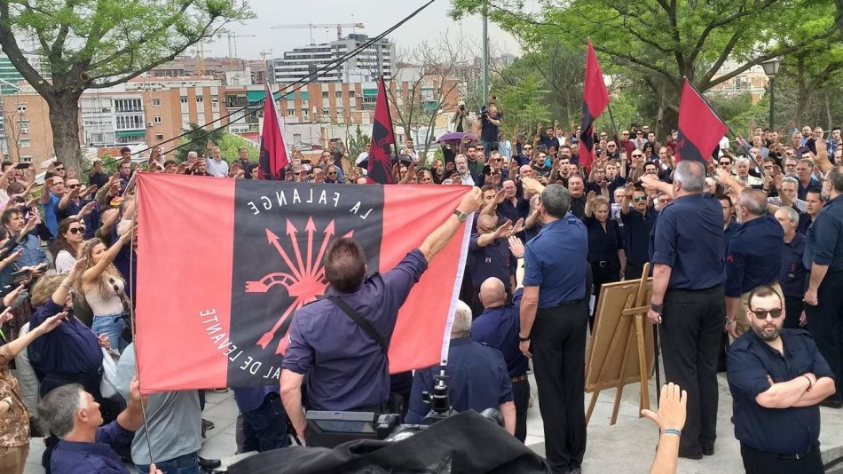 La Falange Española de las JONS celebra que la Junta Electoral Central le permita hacer sonar el «Cara al sol» en RTVE durante la campaña electoral