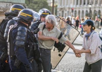 Llega a los 3.200 arrestos durante los disturbios de estos días, al nivel de las protestas de 2005