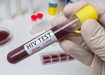 Dos moléculas presentes en el semen frenan la transmisión de una variante del VIH
