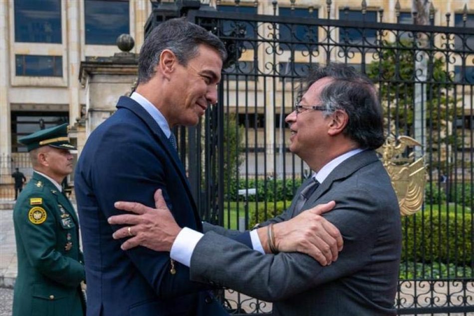 Presidente de Colombia celebra resistencia del progresismo en España
