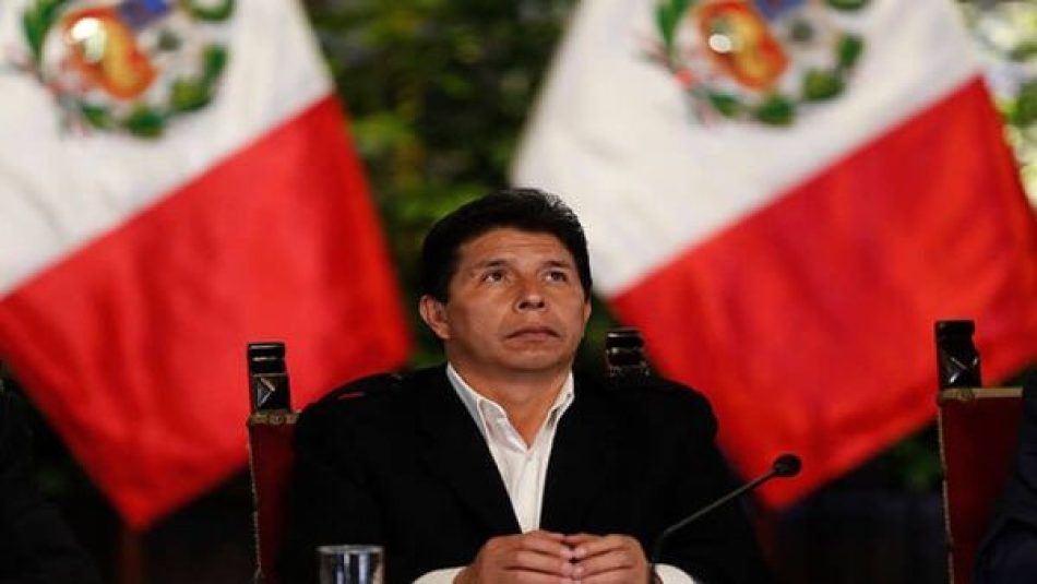 Expresidente peruano afirma que fue víctima de un complot