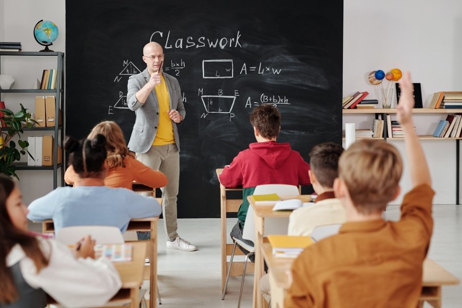 DD.HH. Habilidades sociales para expulsar la violencia del aula