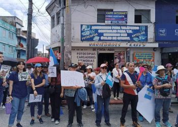 Protestas exigen respeto al voto popular en Guatemala