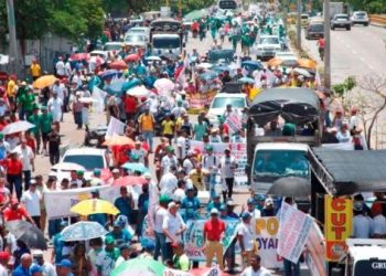 Colombianos se movilizan en apoyo al Gobierno de Petro