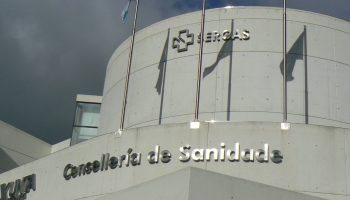 Esquerda Unida considera que a nova política do SERGAS “confirma a deriva privatizadora e antisocial”