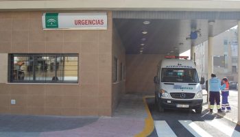 La Junta de Andalucía sigue castigando a la sanidad pública: el 75% de los centros de salud andaluces cerrarán por las tardes en verano