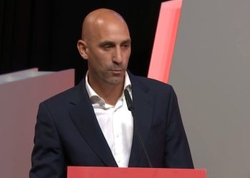 Rubiales se aferra al cargo arremetiendo contra lo que denomina «falso feminismo»: «No voy a dimitir»