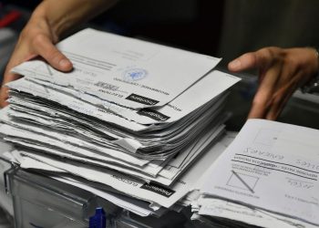 Sumar se quedó a solo 12 mil votos de Vox tras el recuento del Censo de Españoles Residentes Ausentes (CERA)