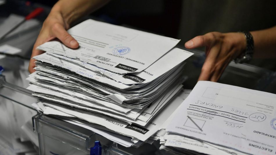 Sumar se quedó a solo 12 mil votos de Vox tras el recuento del Censo de Españoles Residentes Ausentes (CERA)