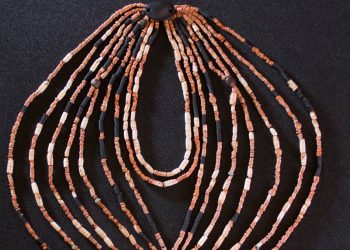 Hallan un collar de hace 9 000 años que revela la complejidad social de las primeras comunidades neolíticas