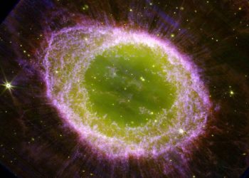 Impresionante imagen de la nebulosa del Anillo a través de los ojos del Webb