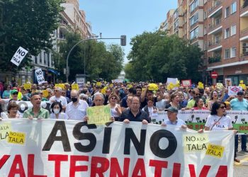 Las asociaciones vecinales presentan alegaciones y una enmienda a la totalidad al nuevo Documento de Impacto Ambiental simplificado de la ampliación de la línea 11 de Metro