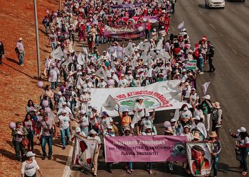 Con 100.000 campesinas en Brasilia, Marcha das Margaridas exige acceso a la tierra y lucha contra la violencia