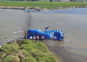 Denuncien els impactes de la sequera en el Delta de l’Ebre en una acció reivindicativa