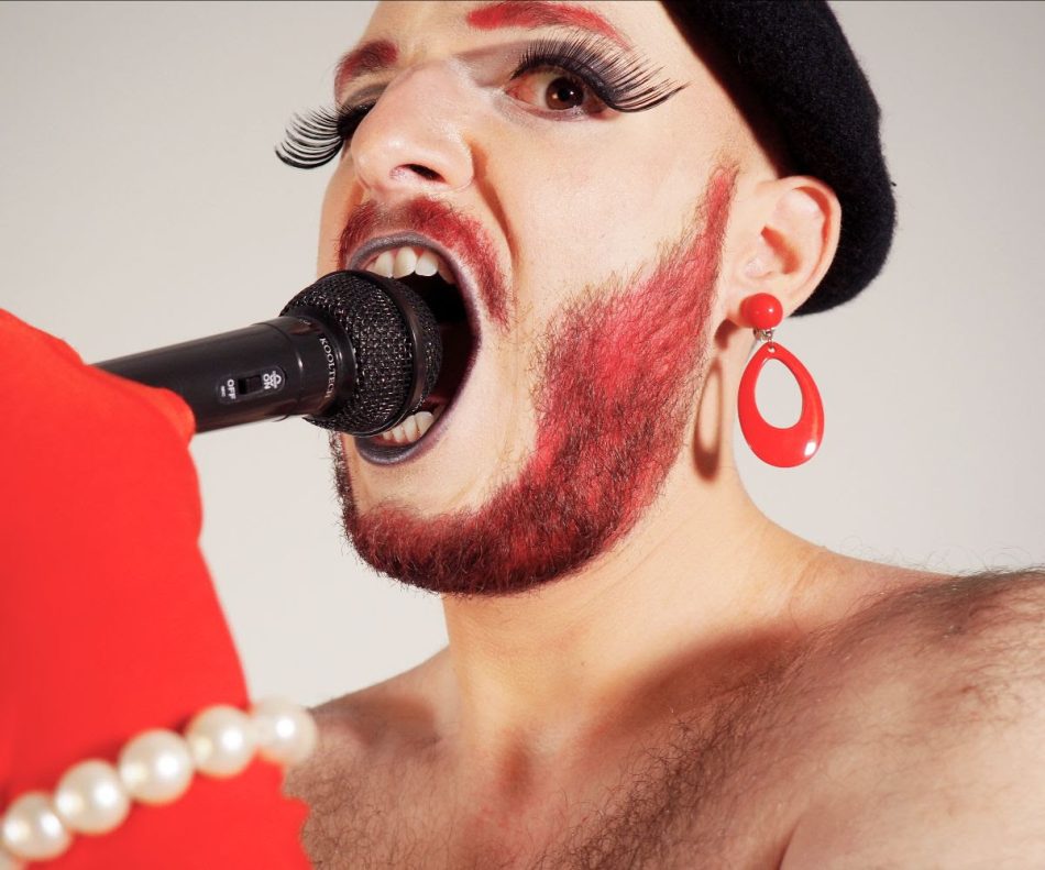 Oniria Teatro vuelve a la cartelera con el espectáculo «Vaga y maleanta», que conmemora el 45º aniversario de la despenalización de la homosexualidad