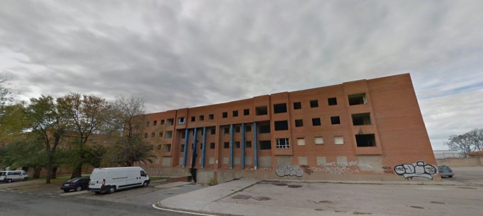 UED critica la falta de alternativas viviendas sociales públicas ante el derribo del bloque C de Aldea Moret de Cáceres