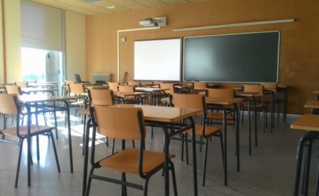 CGT llama a la movilización frente a la dejadez de la Conselleria d’Educació valenciana