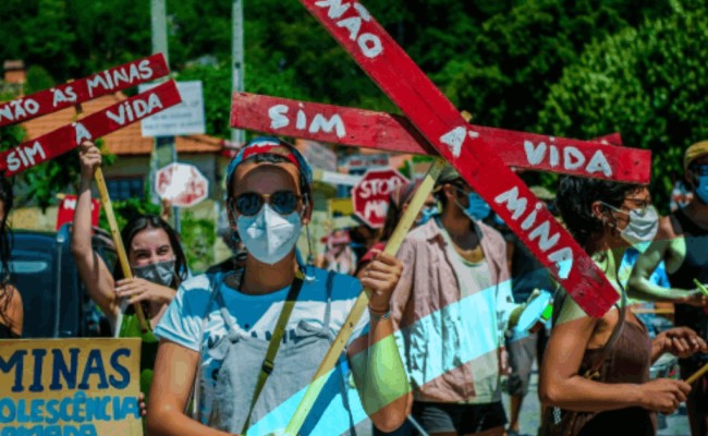 Más de 40 organizaciones sociales europeas se unen para exigir unas políticas de materias primas justas y sostenibles