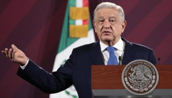 AMLO tacha de “irracional y dañino” que EEUU dedique fondos a Ucrania