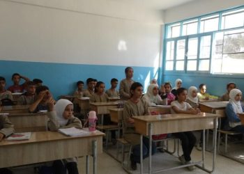 Abren 397 escuelas en Raqqa: «Hemos trabajado para reparar los colegios destruídos»
