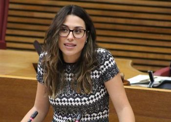 Aitana Mas: “Los primeros presupuestos del PP y VOX causan un agujero en la inversión pública e ignoran la situación de dificultad de muchas familias»