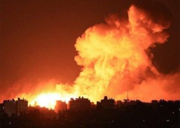 Más de 50 muertos en ataque israelí contra campamento en Gaza