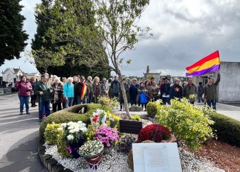 Familiares de víctimas del franquismo reclaman un monumento que recuerdo a los asesinados por la dictadura en el cementerio Lugo