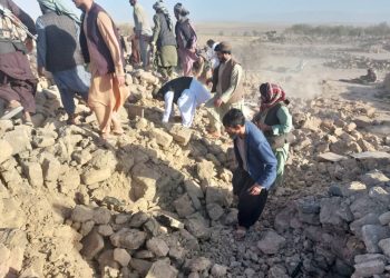 Más de 2.000 muertos en un terremoto en Afganistán
