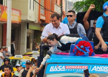 Candidatos presidenciales cierran campañas en Ecuador