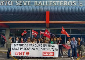 Izquierda Unida traslada al Gobierno desde el Congreso su preocupación por los “efectos laborales” para los hasta ahora empleados de Iberia del concurso de licitación del ‘handling’