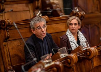 El Plenari de Barcelona constata la paràlisi del govern municipal els seus primers sis mesos de mandat