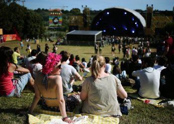 Compromís presenta propuestas para corregir deficiencias de los festivales de música