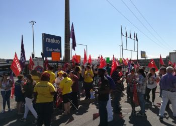 CCOO se moviliza por la readmisión de una trabajadora en Makro Leganés