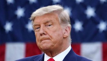 Trump regresa a corte de Nueva York en juicio por fraude