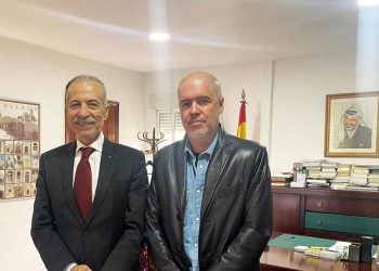 El embajador de Palestina en España Husni Abdel Wahed recibe a Unai Sordo